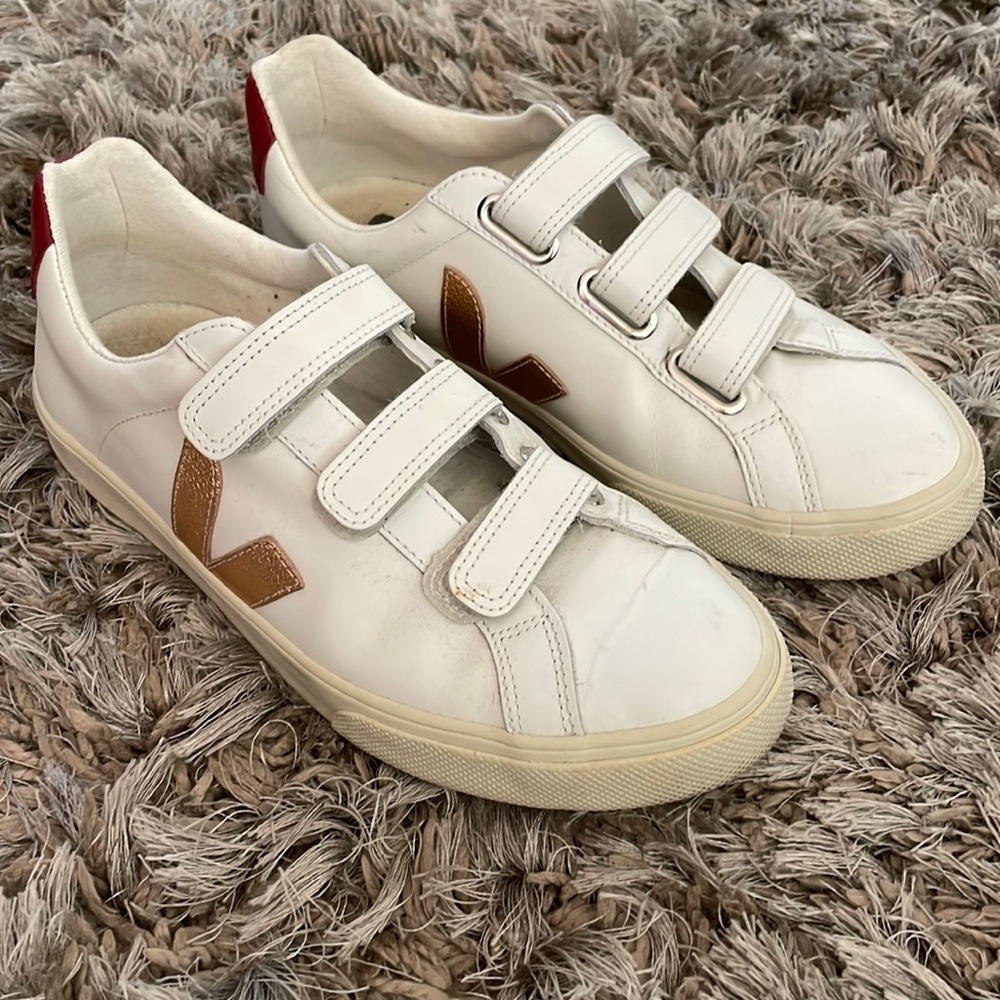 Veja Sneakers